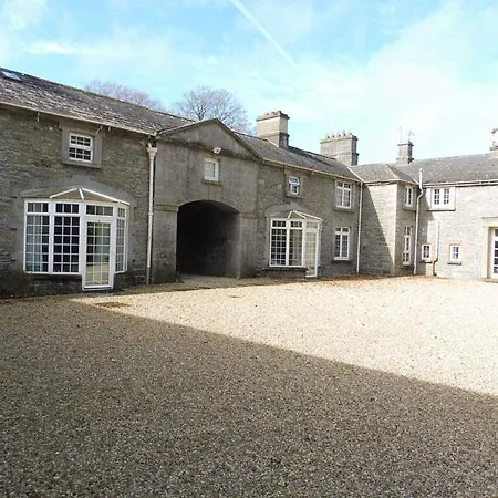 Hotell Ross House 3*