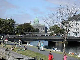 Ross House 3* Galway